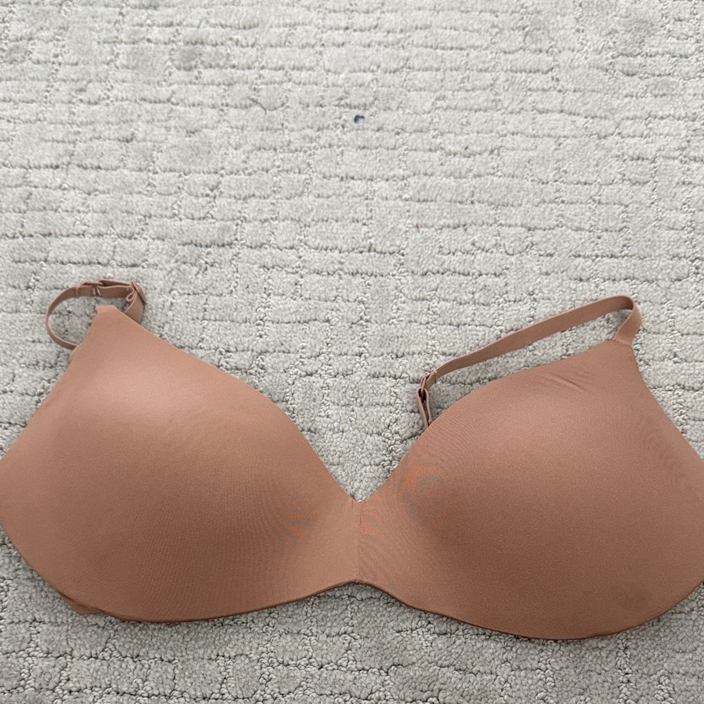 SKIMS Smooth Nude Bra